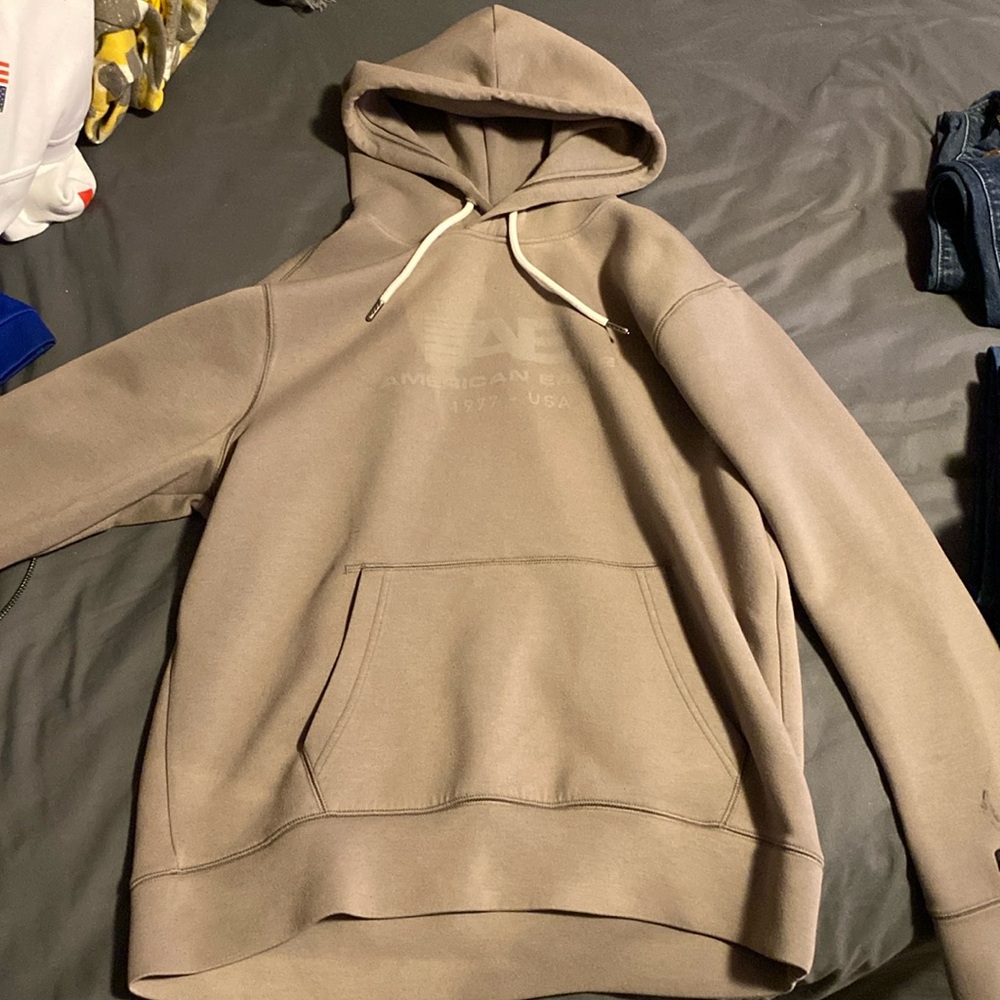 American eagle sweatshirt